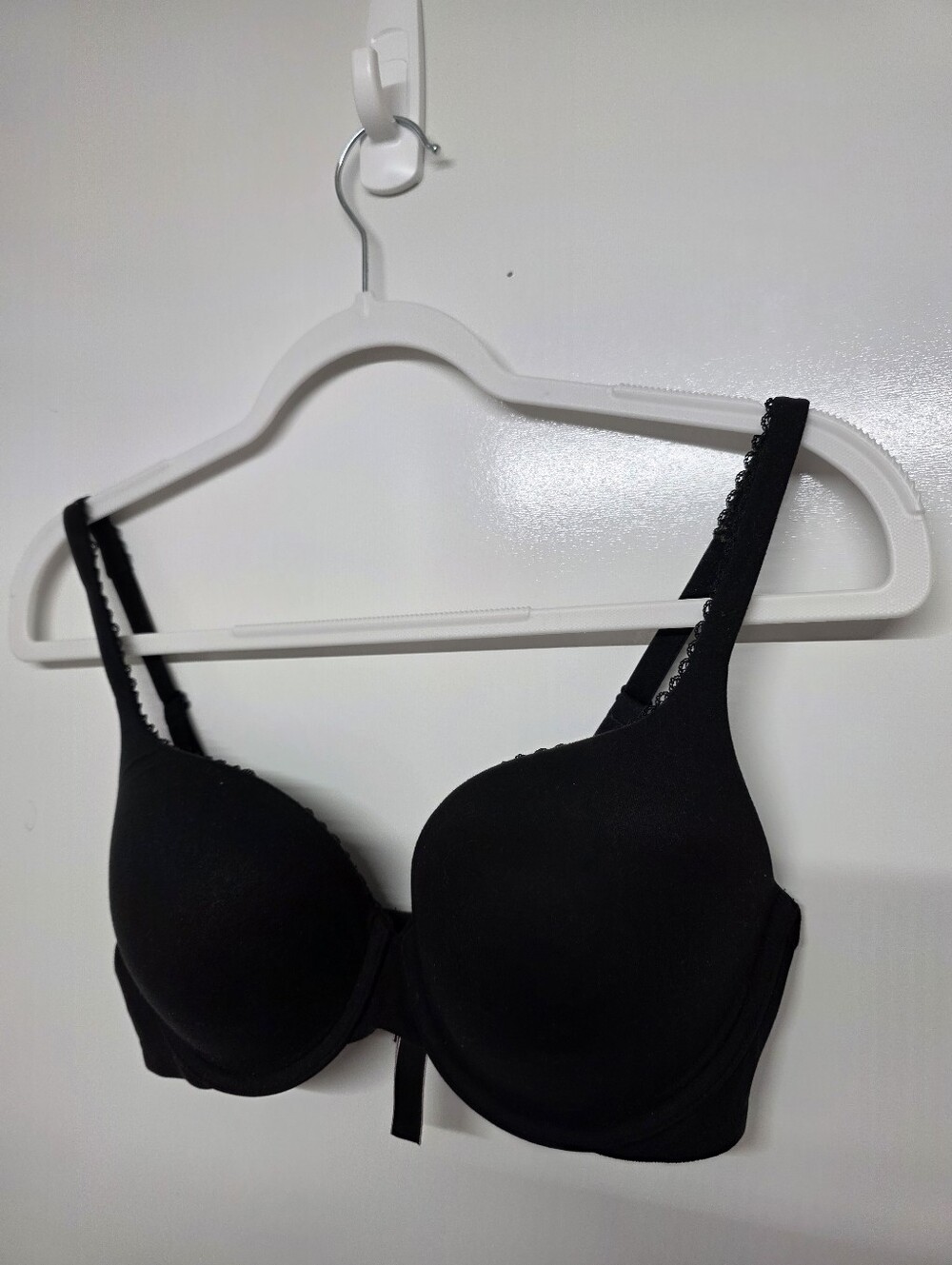 Victorias Secret Black Convertible Strap Body By Victoria Lined Demi Bra Padded